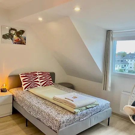 Zuhause Auf Zeit-Gemuetliche Gaestezimmer Bonn Exterior photo